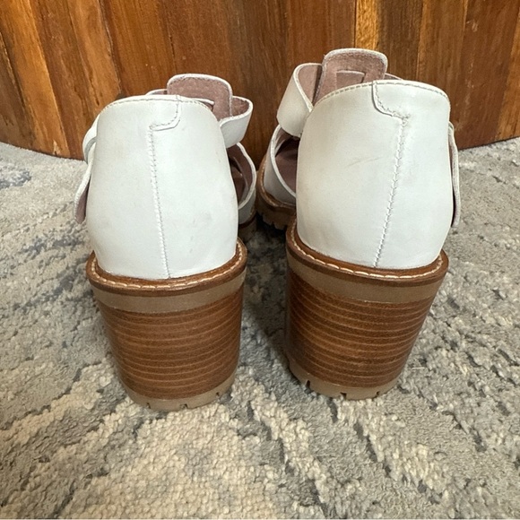 Urban Outfitters Seychelles Closed Toe Platform Fisherman Sandal White 7 - Picture 8 of 9